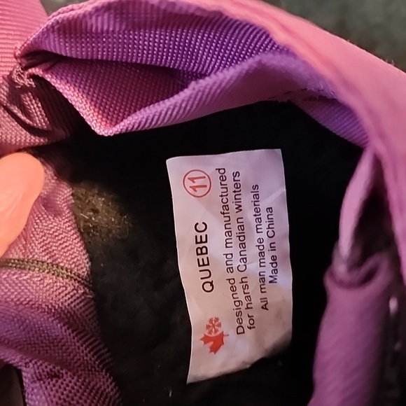 Tundra purple and black winter boots size 11.. - Picture 5 of 11